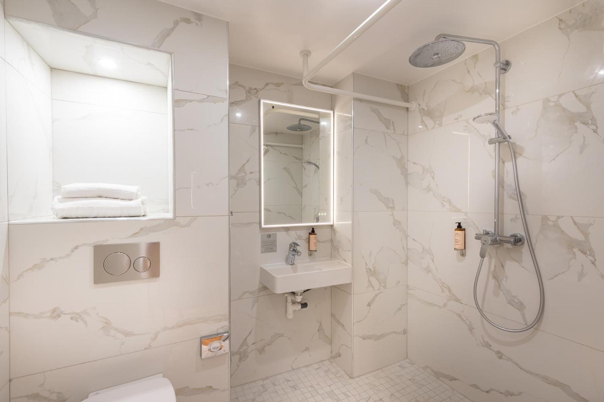 Les Suites Hcr Paris Dış mekan fotoğraf